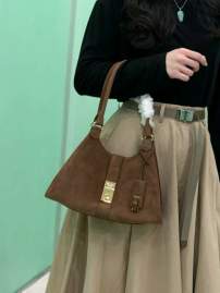Picture of Prada Handbags _SKUfw210844292fw